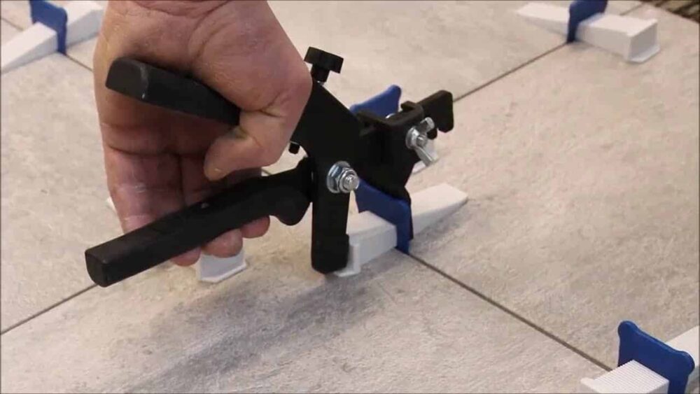 מפאי אקדח למערכת פילוס MapeLevel